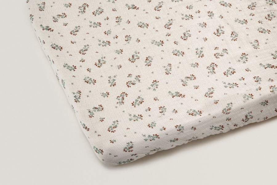 Gifts Garbo&Friends Gifts For Newborns | Clover Junior Muslin Fitted Sheet