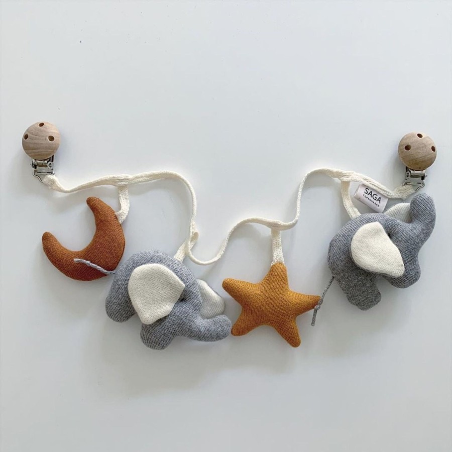 Gifts SAGA Copenhagen Little Treats | Pram Chain Pokka | Grey & Almon