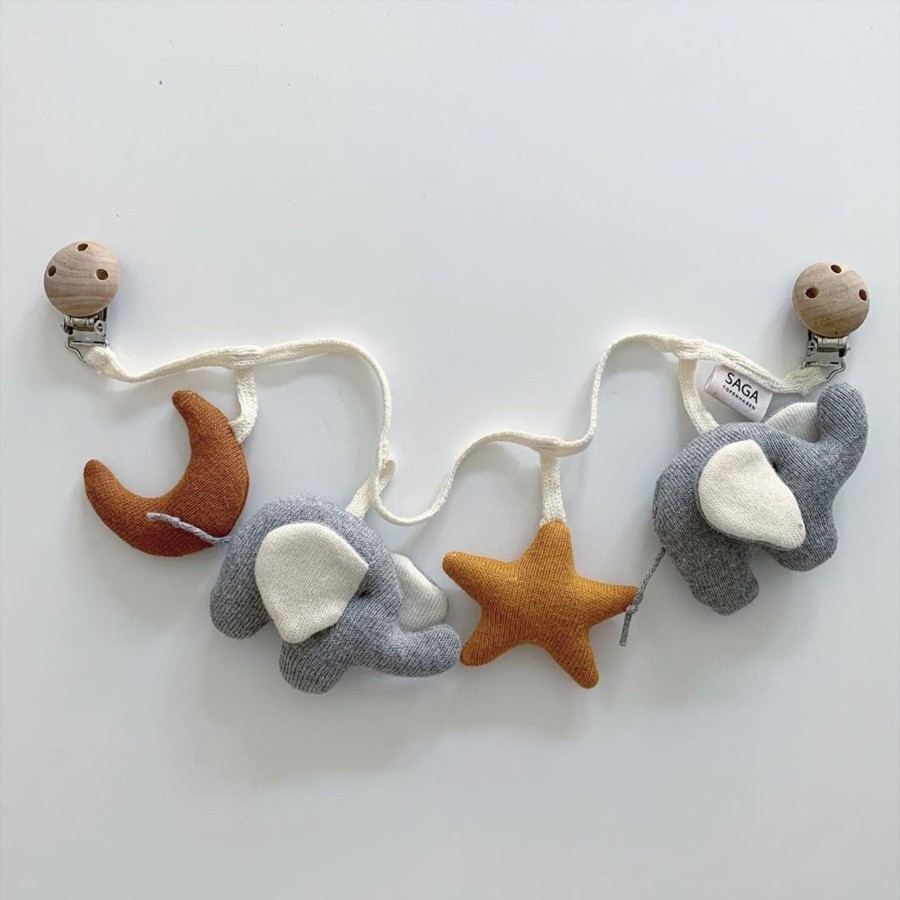 Baby SAGA Copenhagen Rattles & Pram Toys | Pram Chain Pokka | Grey & Almon