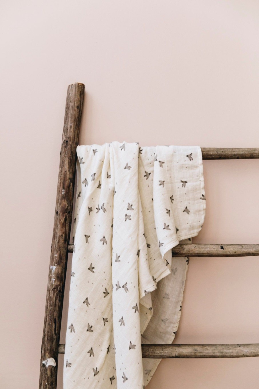 Baby Main Sauvage Blankets & Swaddles | Pigeons Muslin Swaddle Blanket By Main Sauvage