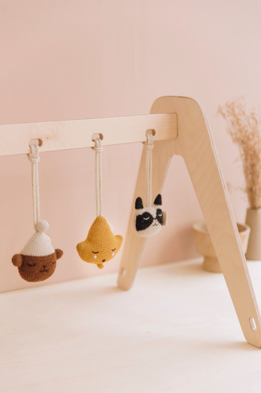 Baby Main Sauvage Rattles & Pram Toys | Leaf Hanging Rattle By Main Sauvage